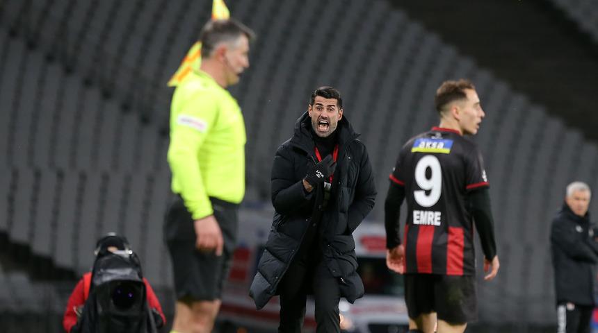 Son dakika: Volkan Demirel çılgına döndü! Beşiktaş maçında kariyerinin ilkini yaşadı