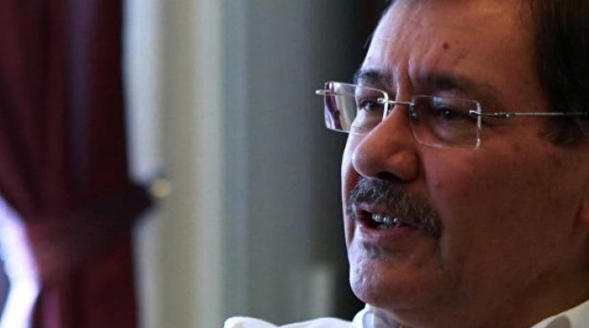 Melih G&ouml;k&ccedil;ek'ten &ccedil;ok sert a&ccedil;ıklama: Bu şerefsiz kesinlikle asılmalı