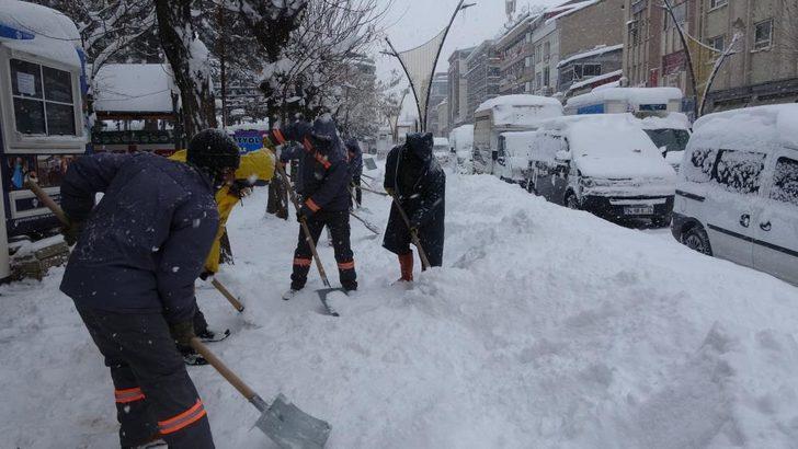 Son dakika: Kar yağışı Türkiye'nin dört bir yanında etkili oluyor! Araçlar kara gömüldü, günlük yaşam olumsuz etkilendi... İşte il il kar manzaraları G3