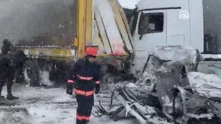 Mardin Kızıltepe’de zincirleme kaza! Ölü ve yaralılar var…