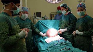 Karnından 10,5 kilo kitle çıktı! Doktorlar gözlerine inanamadı