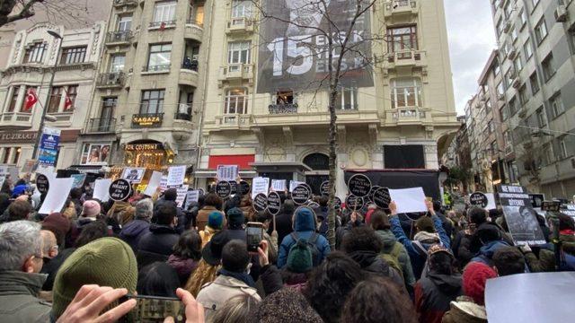 Binlerce Kişi 15 Yıl Önce Öldürülen Dink’i Unutmadı
