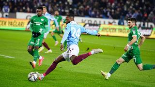 Son dakika: Trabzonspor son dakikada 2 penaltı kaçırdı ve maç berabere sonuçlandı! Giresunspor'dan çelme