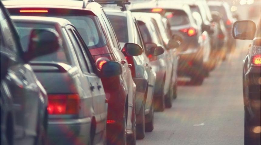 Londra Belediye Başkanı'ndan ara&ccedil; s&uuml;r&uuml;c&uuml;lerine yeni vergi teklifi