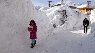 Tunceli’de kar yağışı ve buzlanma nedeniyle eğitime 1 gün ara