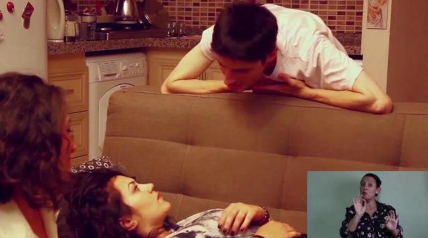 Engelleri kaldıran webdizi G&ouml;kkuşağı