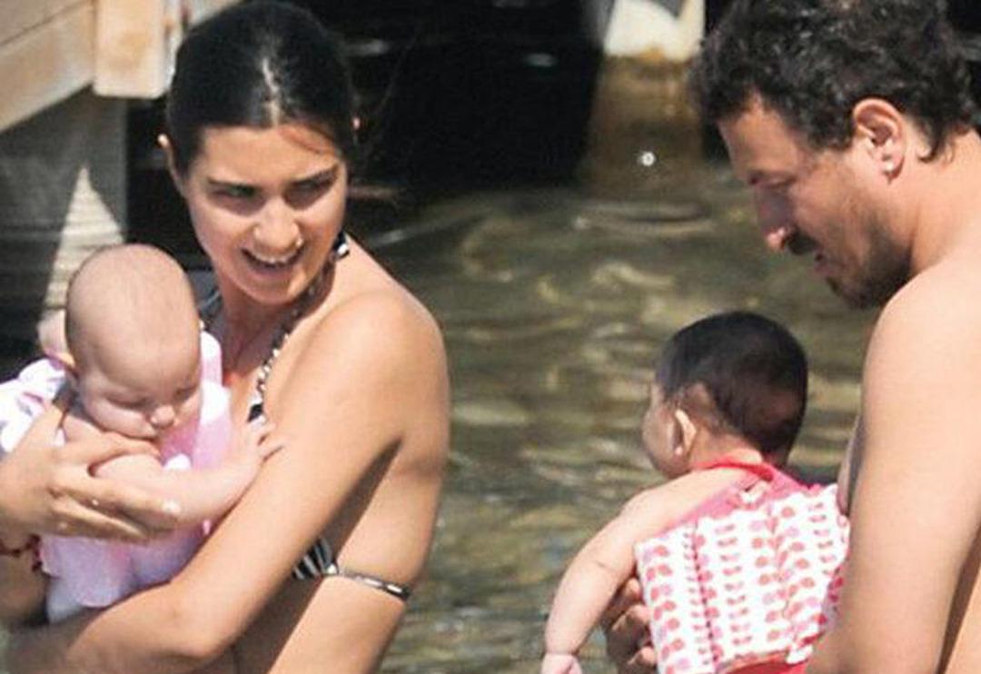 Onur Saylak ve Tuba B&uuml;y&uuml;k&uuml;st&uuml;n&rsquo;&uuml;n ikiz kızları yeni yaşına girdi! G&ouml;zlerden uzak b&uuml;y&uuml;yorlar