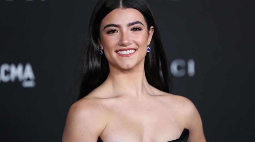 TikTok'un en zengin kraliçesi! Charli D'amelio'nun bir yıllık kazancı dudak uçuklattı: Ünlü CEO'ları geride bıraktı