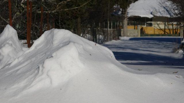 Ne Erzurum, ne Van! Bu kente, 3 yıl aradan sonra kar yağdı, 30 santimetreyi geçti