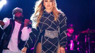 Hadise'den Yasemin Sakallıoğlu'na övgü! Özgürlük, sanat ve eşitlik için bu ülkede savaşan her kadın iyi ki var