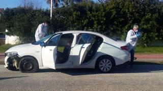 Antalya'da dehşet! Kaza ihbarına giden ekipler, sürücüyü başından vurulmuş halde buldu