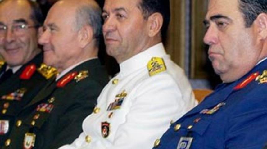 Eski Kuvvet Komutanları'na balyoz operasyonu