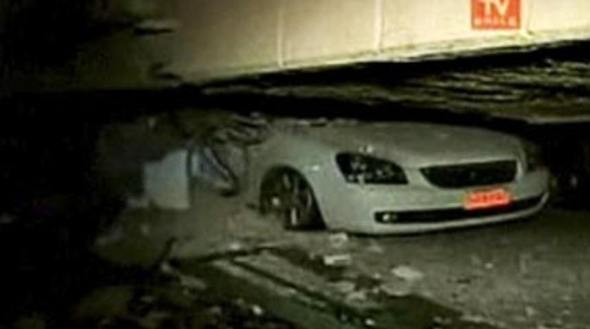 Depremden ilk g&ouml;r&uuml;nt&uuml;ler