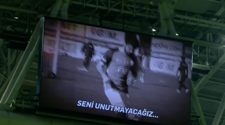 Son dakika: Ahmet Çalık'a Galatasaray'dan duygusal veda! Maçın ilk 5 dakikasında...