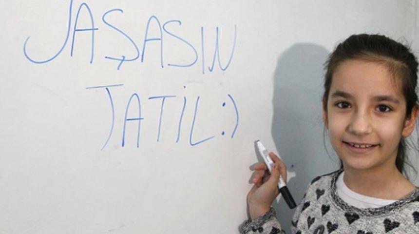 15 tatil süresi uzatıldı mı? 2022 Sömestr yarıyıl tatili kaç gün? Bakan açıkladı...