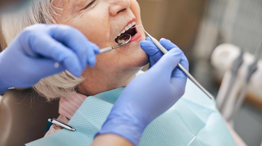 İmplant diş tedavisinde en sık tercih edilen yöntemler nelerdir?