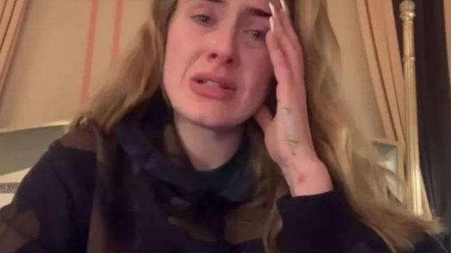 Adele 'koronavirüs' mağduru! Konserinin iptal edildiğini gözyaşları içinde duyurdu