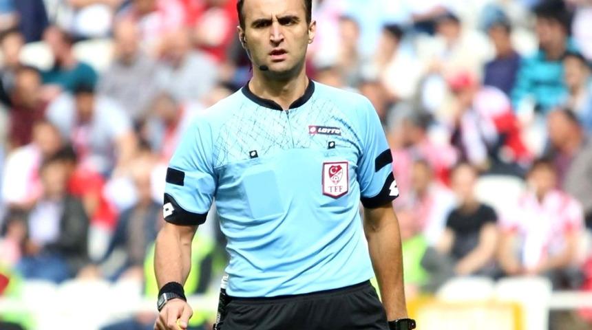 Son dakika: Dev maçın hakemi belli oldu! İşte Galatasaray-Trabzonspor karşılaşmasında düdük çalacak isim