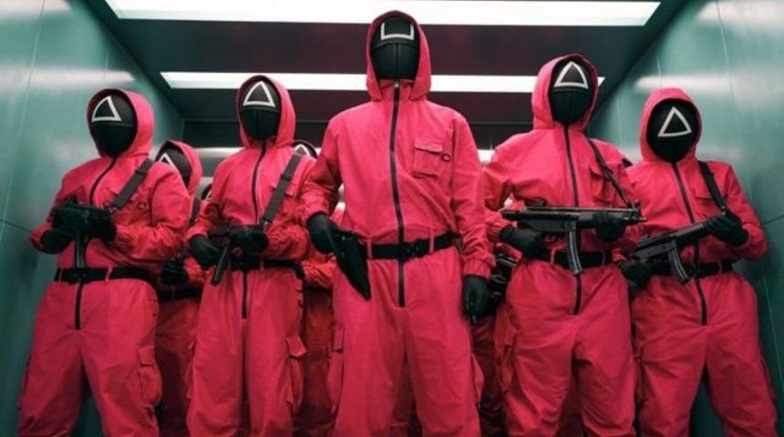 Netflix’in CEO’su açıkladı! Squid Game dizisinin ikinci sezon onayı çıktı