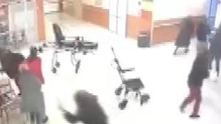 Sosyal medyadan videolarla birbirlerini tehdit etmişlerdi! Ataşehir'de acil servisteki cinayetle sonuçlanan saldırı kamerada