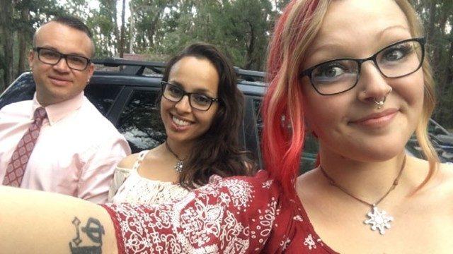 Evli çift aynı sevgiliyi paylaşıyor