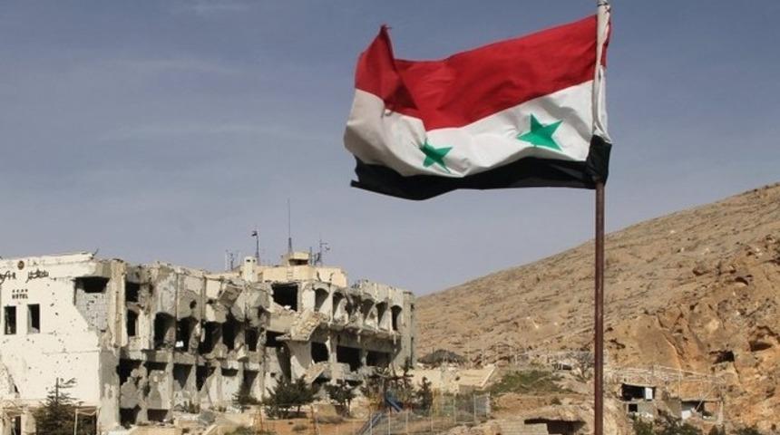 Son dakika! 'ABD Suriye'yi vurdu, y&uuml;zlerce sivil &ouml;ld&uuml;' iddiası