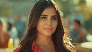 Gönül Dağı oyuncuları Berk Atan ve Hazal Çağlar sarmaş dolaş poz verdi!