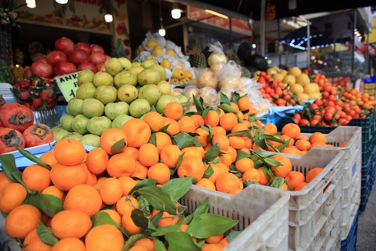 Narenciye ihracat&ccedil;ısının g&ouml;zdesi mandalina 3 yılda 1,2 milyar dolar getirdi