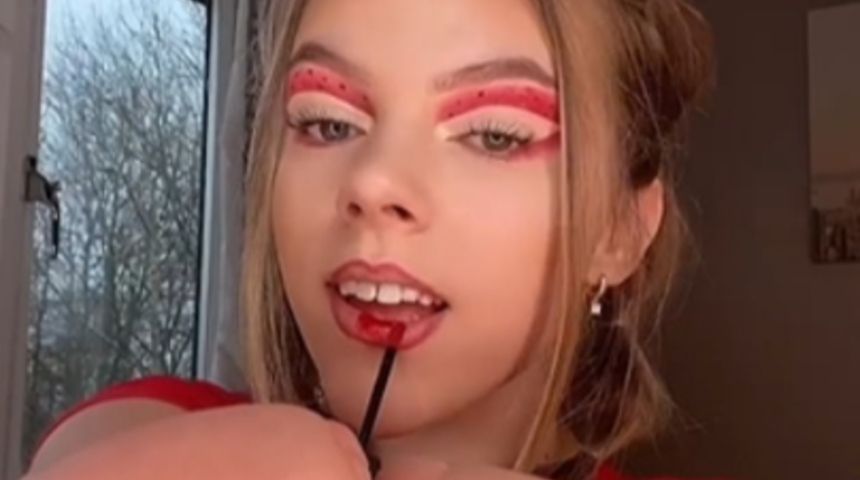 Milyonlar onu takip ediyor! 7 yaşındayken kollarını ve bacaklarını kaybeden Isabella Weall, sosyal medya fenomen oldu 