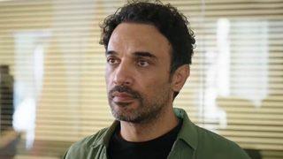 Yargı'nın Eren Komiser'i Uğur Aslan set pozunu paylaştı! ''Öğrenci evindeki yıllarımız!''