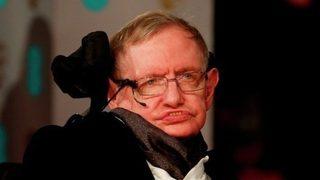 Stephen Hawking yeni bir ses istiyor: Ünlüler sıraya girdi