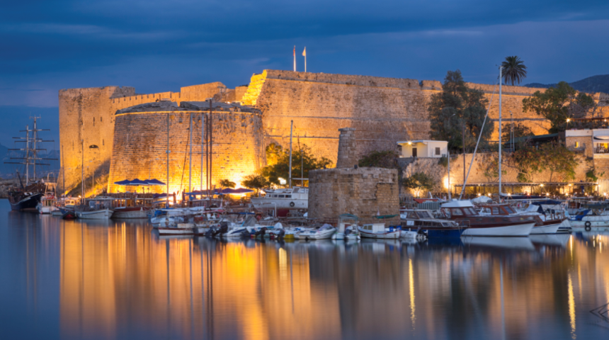 Bizans,Lüzinyanlar, Venedik, Osmanlı ve İngiliz medeniyetlerine ait eserler sergileniyor! Açık hava müzesini anımsatıyor 