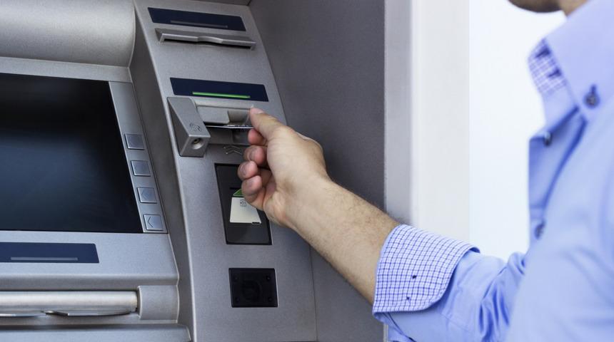 Akılalmaz olay! İrlanda'da maaşını alabilmek için ölüyü postaneye götürdüler