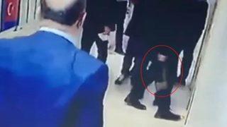 Gaziosmanpaşa'da okula baltalı baskında yeni gelişme! Benim oğluma bıçak çeken kim diyerek...