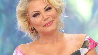 İkizlerine hamile olan Seray Sever yatak odasından paylaştı! 