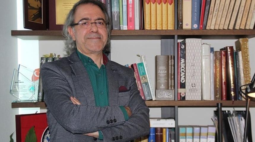 Atat&uuml;rk'e hakaret yağdıran tarih&ccedil;inin FET&Ouml;&rsquo;c&uuml;lerle bağlantısı deşifre oldu