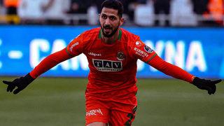 Galatasaray'ı pişman etti! Emre Akbaba şova devam ediyor