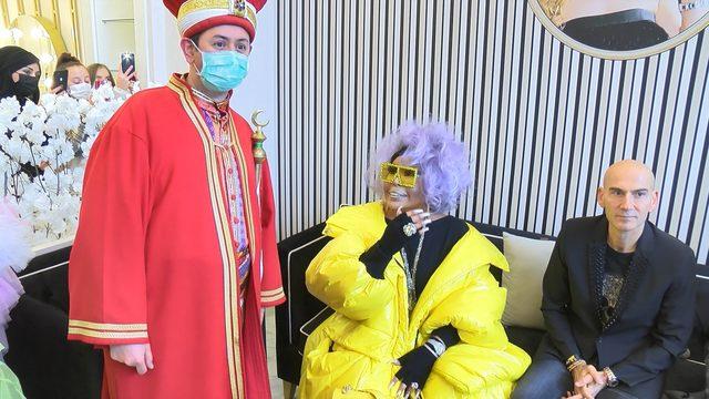 Bülent Ersoy'dan Anıtkabir olayıyla ilgili yeni açıklama! Mehter başını yanına çağırarak konuştu