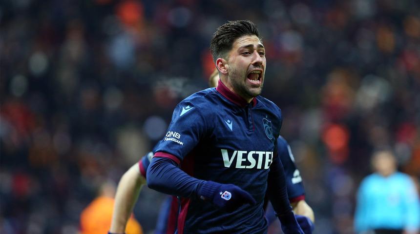 Son dakika: Karlı derbide son dakika golü! Trabzonspor, Galatasaray'ı devirdi