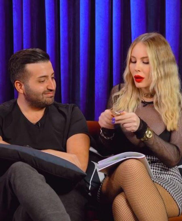 Ünlü sunucu Hande Sarıoğlu partnerini buldu!''Sahiplenen kadın tutuşu''