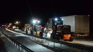 Diyarbakır'da ekipler seferber oldu! Yollarda mahsur kalan 200 kişi kurtarıldı