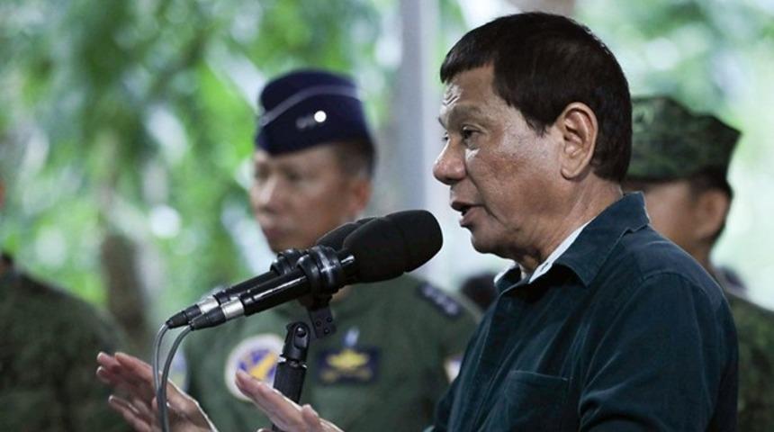 Duterte: 3 kadına tecav&uuml;z ederseniz, cezanızı ben &uuml;stlenirim
