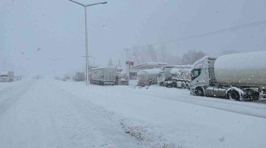 Bolu tüneli açıldı mı? İşte açık ve kapalı olan yollar...
