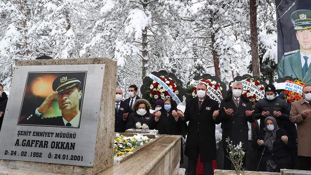 Şehit Emniyet Müdürü Gaffar Okkan mezarı başında anıldı