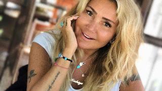 Yonca Evcimik'ten olay açıklama! 90'lardan beri çıplağım