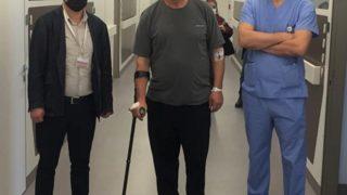 Rusya vatandaşı kendini Türk hekimine emanet etti! Felçli geldi, yürüyerek çıktı