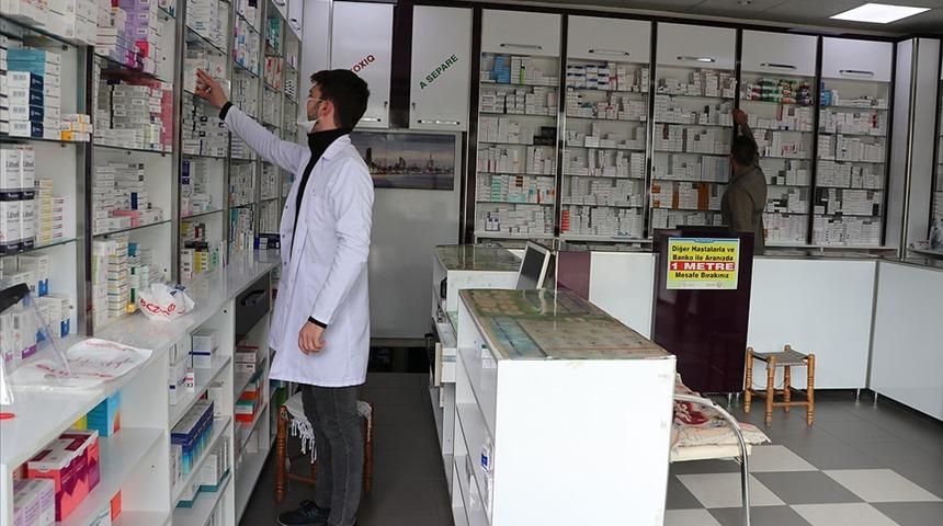 Bugün hastaneler ve eczaneler açık mı? 25 Ocak İstanbul'da eczaneler saat kaçta açılacak?