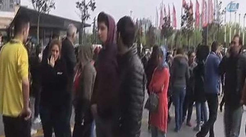 İstanbul'da AVM'de yangın
