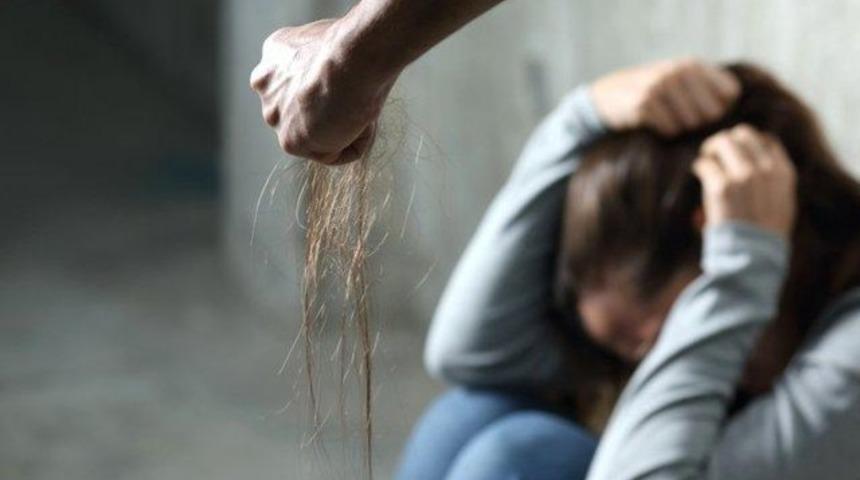 Temizlik g&ouml;revlisi, 50 &ouml;ğrenciye cinsel istismardan tutuklandı