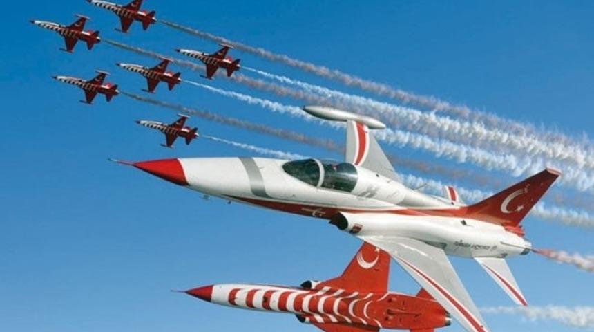 D&uuml;nyada tekler ama bug&uuml;n kutlamalarda yoklar